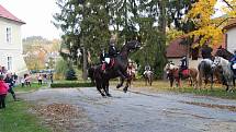 Hubertova jízda 2019 na zámku Skalice v Bohumilicích. Foto: Deník/Nikola Beranová