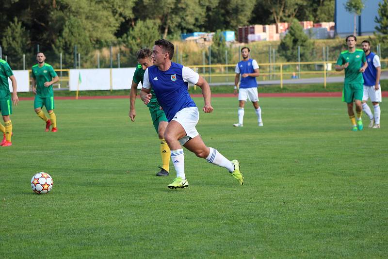 Fotbalový KP: Tatran Prachaice - Třeboň 3:2 (3:1).