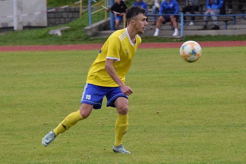 Fotbalová I.A třída: Šumavan Vimperk - SK Planá 1:0 (1:0).