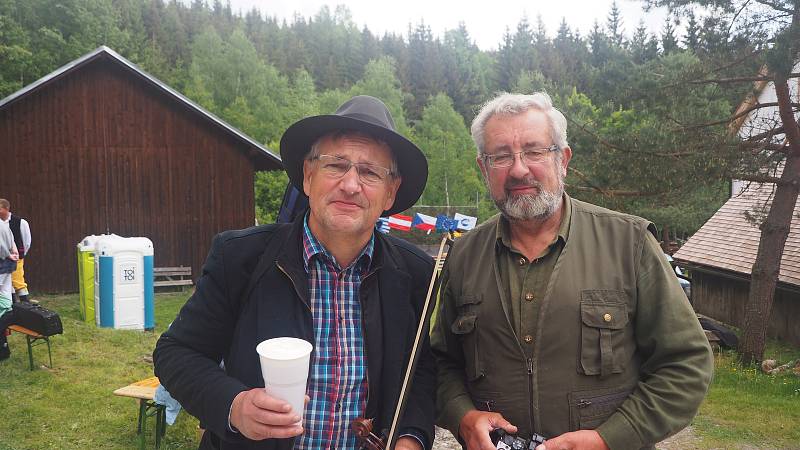 Zahájení plavení na Schwarzenberském plavebním kanále na Jeleních Vrších.