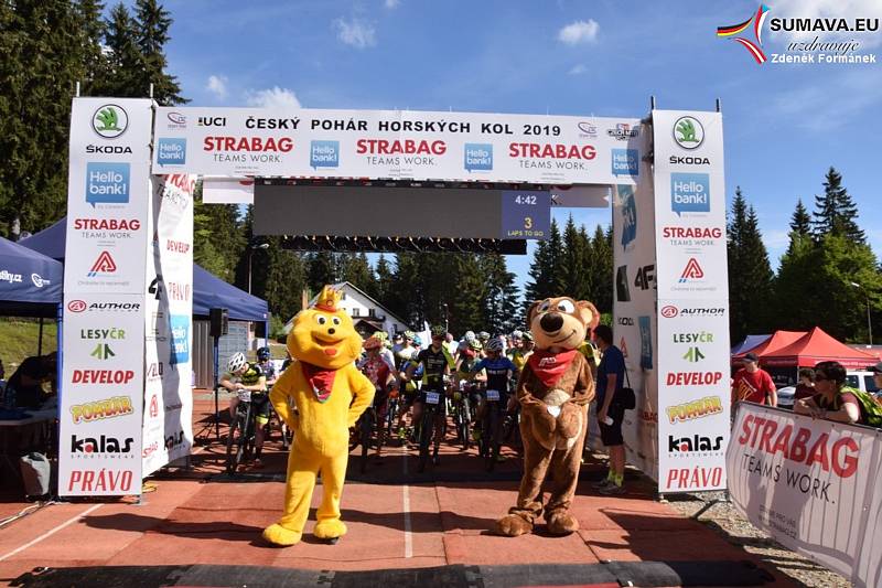 Zadov hostil další díl Českého poháru cross country horských kol.