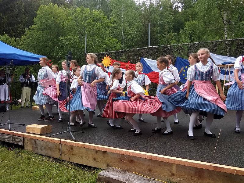 Zahájení plavení na Schwarzenberském plavebním kanále na Jeleních Vrších.