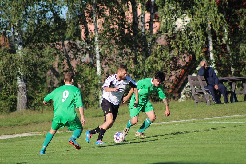 Fotbalový OP Prachaticka: Netolice B - Dub 4:1.