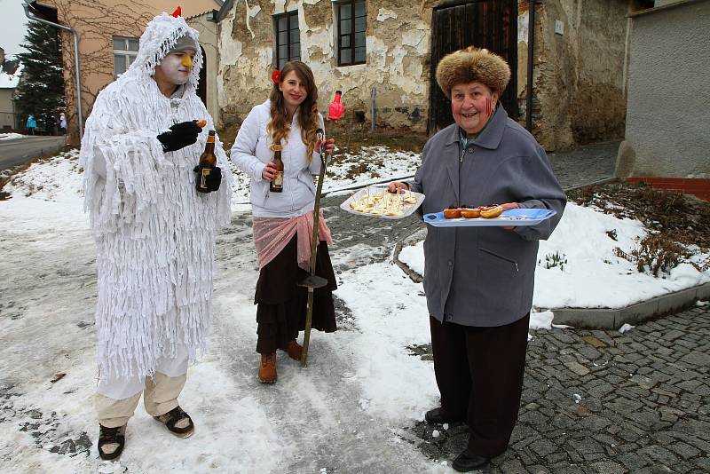 Masopustní veselí se celou sobotu neslo i přes Chlumany.