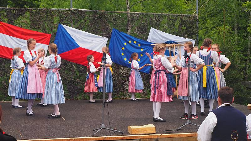 Zahájení plavení na Schwarzenberském plavebním kanále na Jeleních Vrších.