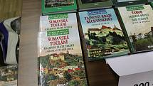 Křest knihy Jaroslava Pulkrábka Šumavské toulání krajinou Zlaté stezky ve Volarech.