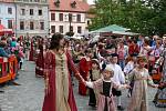 Zahájení Slavností solné Zlaté stezky se opět neslo v duchu renesance. Nechyběla partnerská města, renesanční průvod ani karavana se solí.