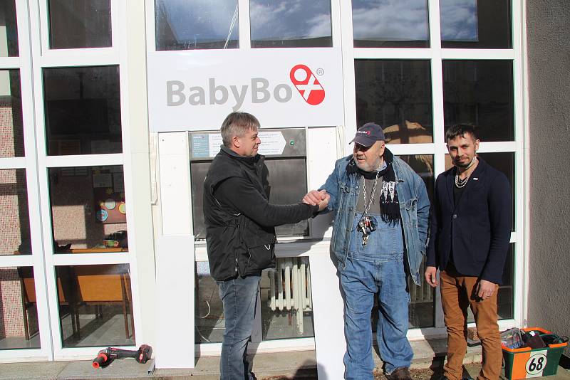 Poslední Babybox na jihu Čech je od úterý 16. února naisntalován v Prachaticích.