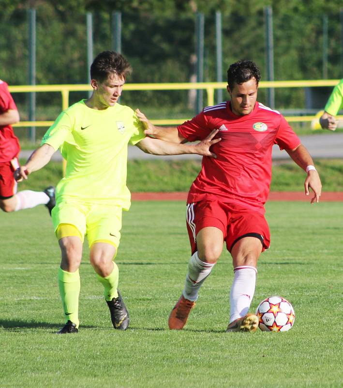 Prachatičtí fotbalisté v úvodu sezony porazili Osek. Na Rudolfově se jim však nedařilo. Ilustrační foto.