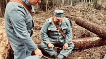 Členové spolku Jednadevadesátníci uctili na akci Military Death March památku žen, které zemřely při pochodu smrti.