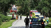 Tragedií skončila nehoda osobního vozidla na Vimpersku. Starší řidič na následky i přes veškerou pomoc zemřel na místě.