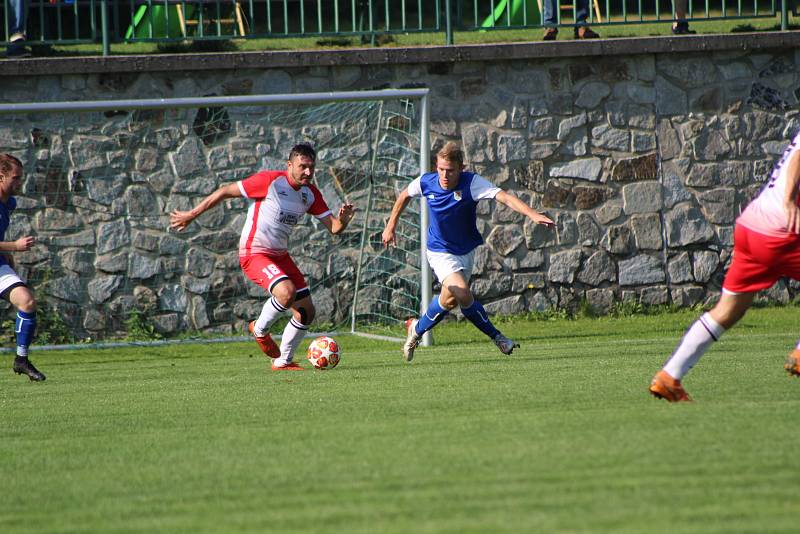 Fotbalový kraj: Lažiště - Třeboň 1:1.