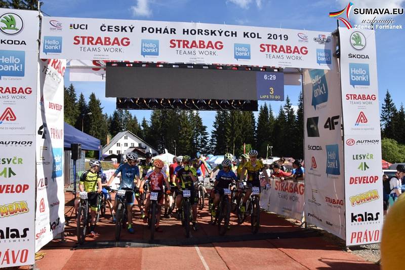 Zadov hostil další díl Českého poháru cross country horských kol.