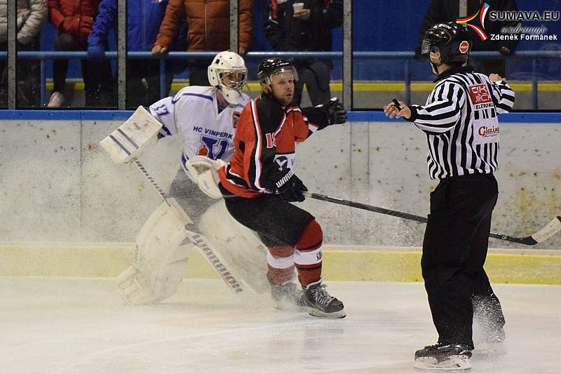 Vimperští hokejisté porazili Strakonice 4:3.