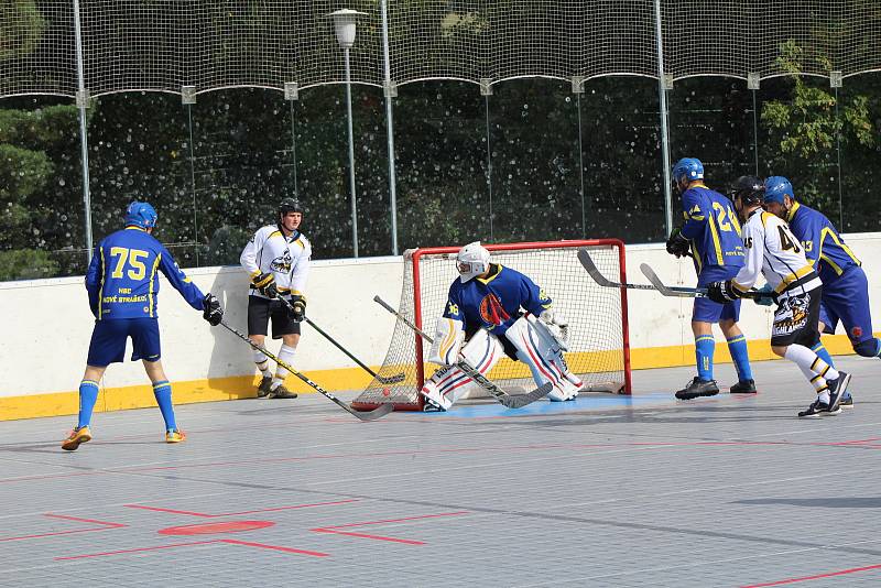 První liga hokejbalu: HBC Prachatice - HBC Nové Strašecí 3:6.