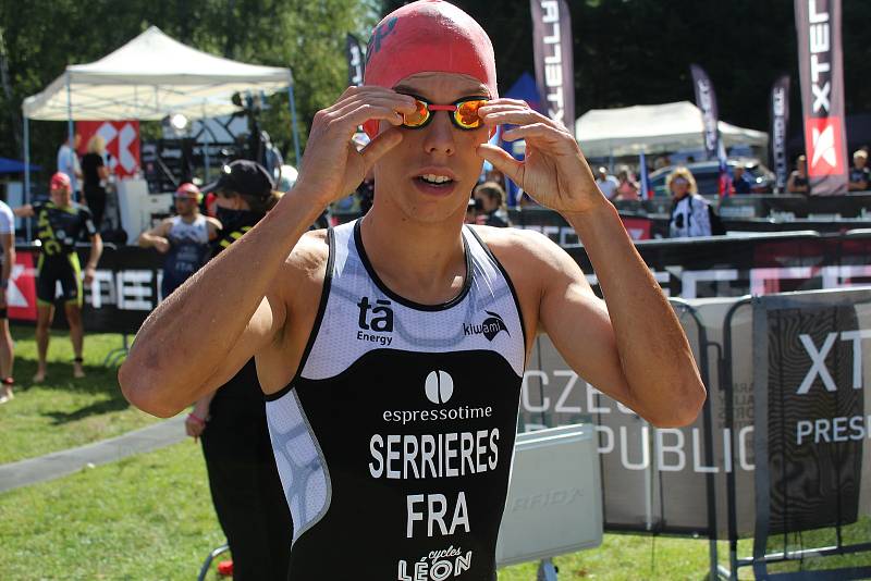 Francouz Arthur Serrieres bude útočit na třetí vítězství v XTERRA Czech v řadě.