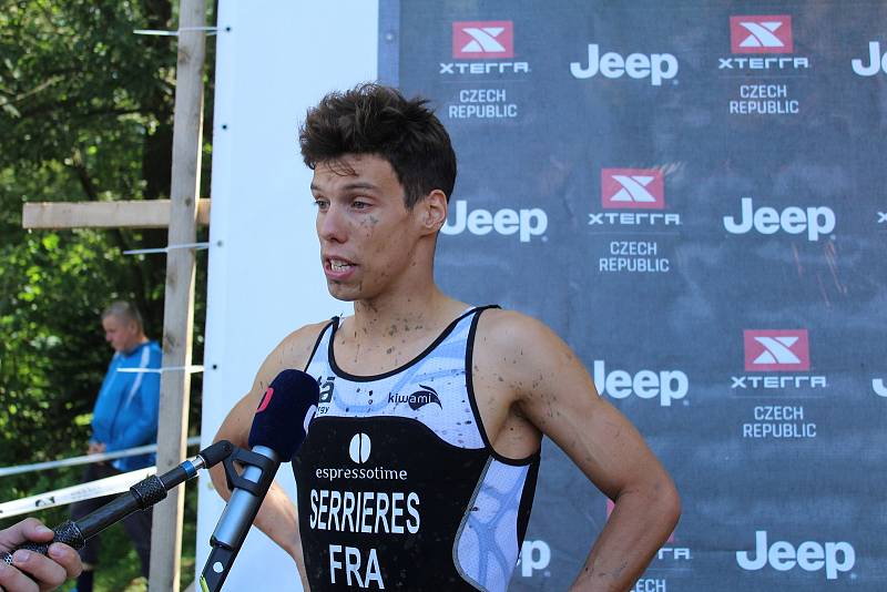 Francouz Arthur Serrieres bude útočit na třetí vítězství v XTERRA Czech v řadě.