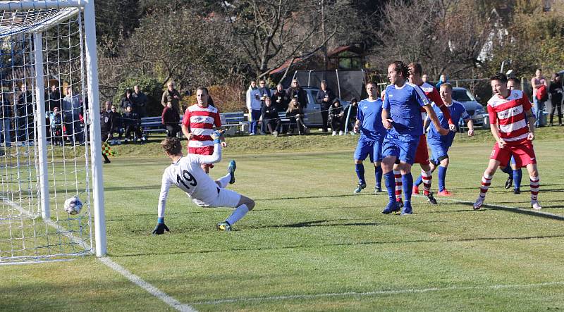 Fotbalová I.B třída: Husinec - Lhenice 1:2.