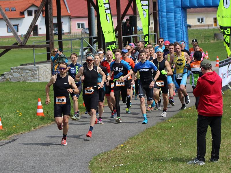 Duatlonem HusMuž odstartoval Český pohár XTERRA triatlonu.