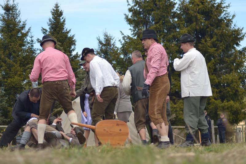 O víkendu připravili v Kvildě oslavy výročí konce druhé světové války doplněné o ukázky bojů v českoněmeckém pohraničí.