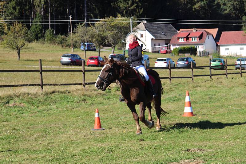 Hubertská jízda v Jelemku.