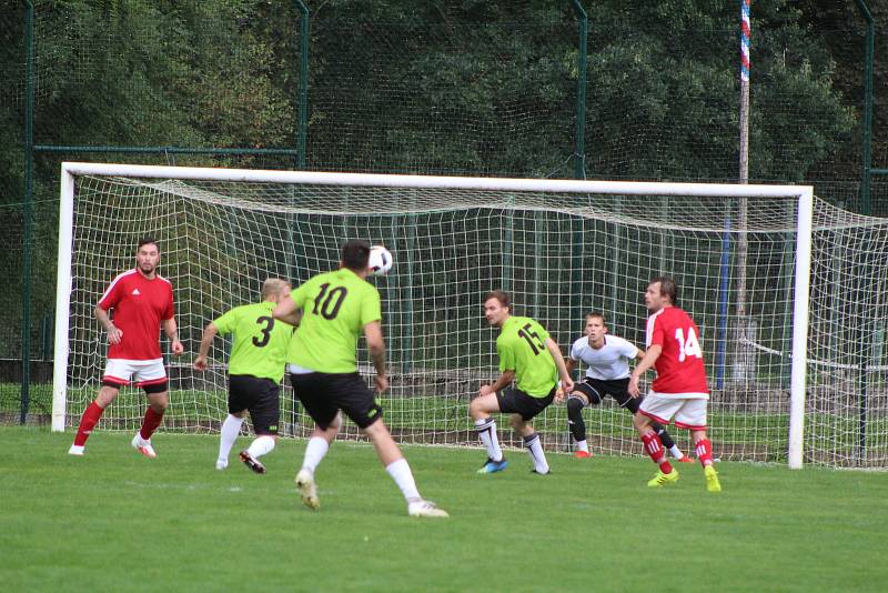 Fotbalová A třída: Strunkovice - Netolice 7:0.