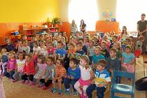 Pohádku si děti z Mateřské školy Klostermannova ve Vimperku užily.