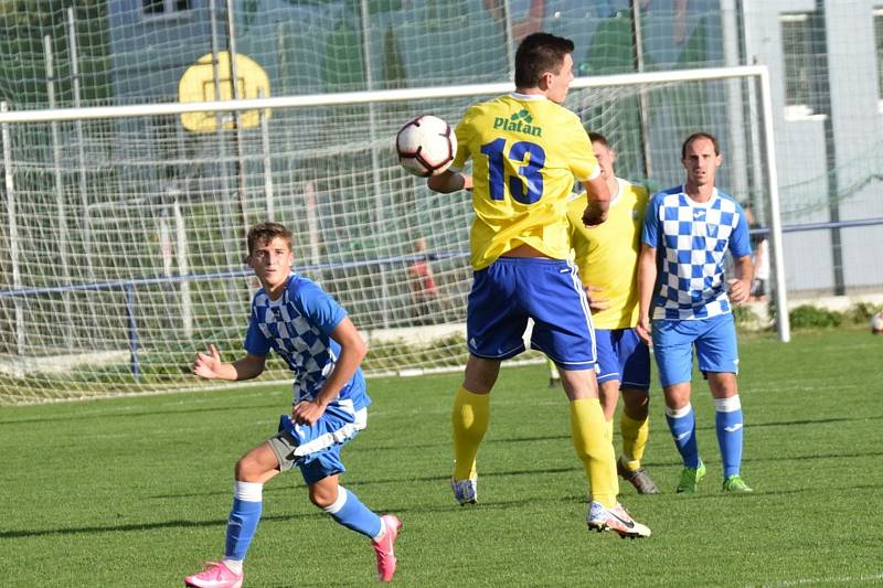 Vimperští fotbalisté vyhráli ve Vodňanech 1:0.