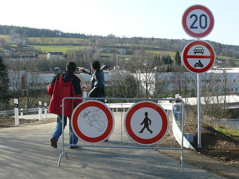 Propojení ulic Boubínská a Špidrova za několik měsíců ulehčí život vimperským motoristům.