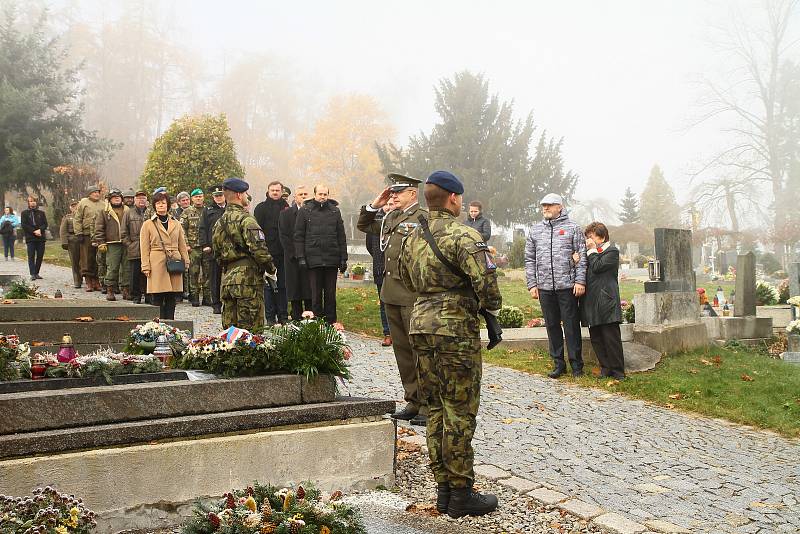 Uctění památky válečných veteránů v Prachaticích.