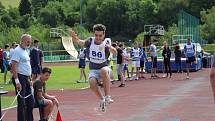 Žáci II. stupně škol z Prachaticka soutěžili v okresní Atletické sportovní soutěži.