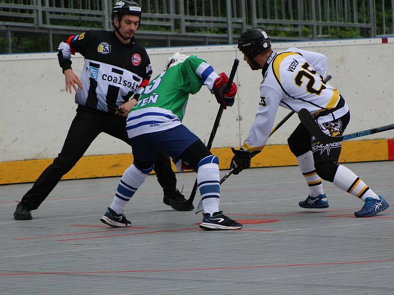 Extraliga juniorů: HBC Prachatice - HBC Plzeň B 4:0.