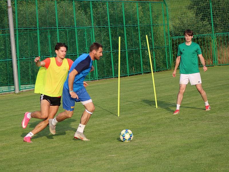 Fotbalisté Tatranu Prachatice se pečlivě připravují na novou sezonu.