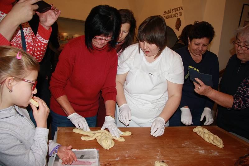 Prachatické muzeum provoněly vánočky.