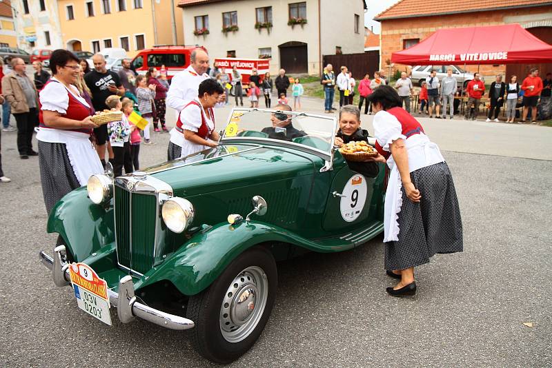 Automobily South Bohemia Classic projely také obcí Vitějovice.