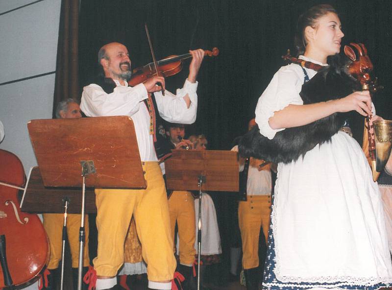 Folklórní soubor Libín.