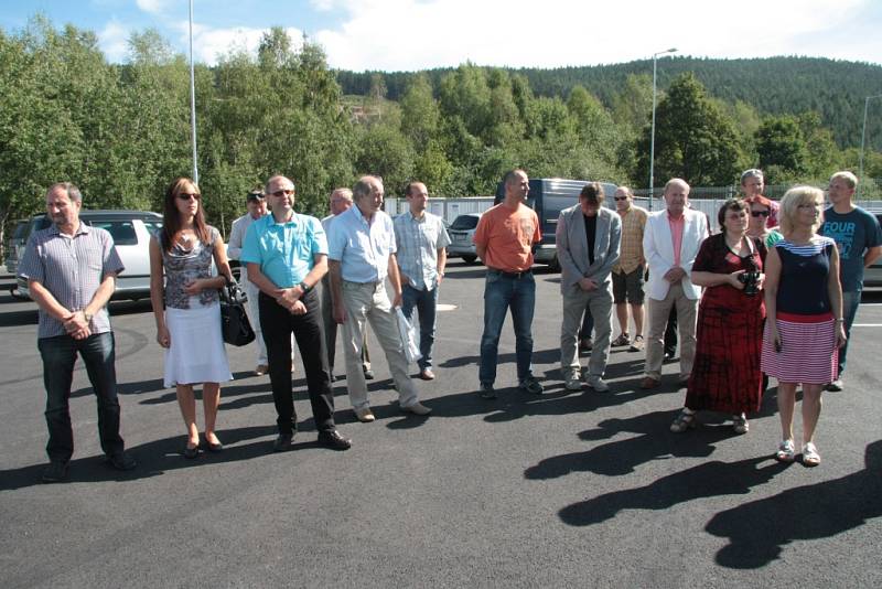 Ve čtvrtek 27. srpna byl slavnostně otevřen areál nového sběrného dvora a kompostárny v Krumlovské ulici v Prachaticích.