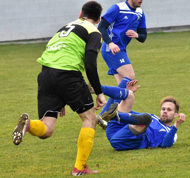 Fotbalová B třída: Osek B - Čkyně 1:4.