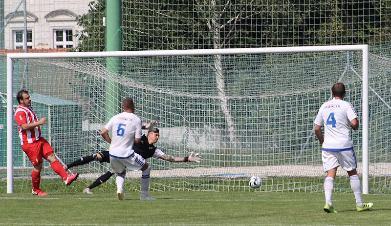 Fotbalová A třída: Netolice - Nová Ves 0:3 (0:1).