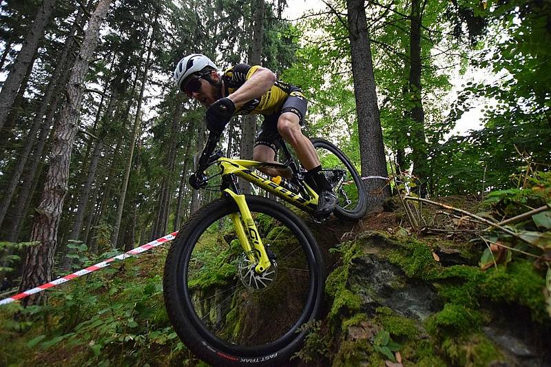 Bikeři zakončili seriál Šumavského poháru Velkou cenou Vimperka na Vodníku.