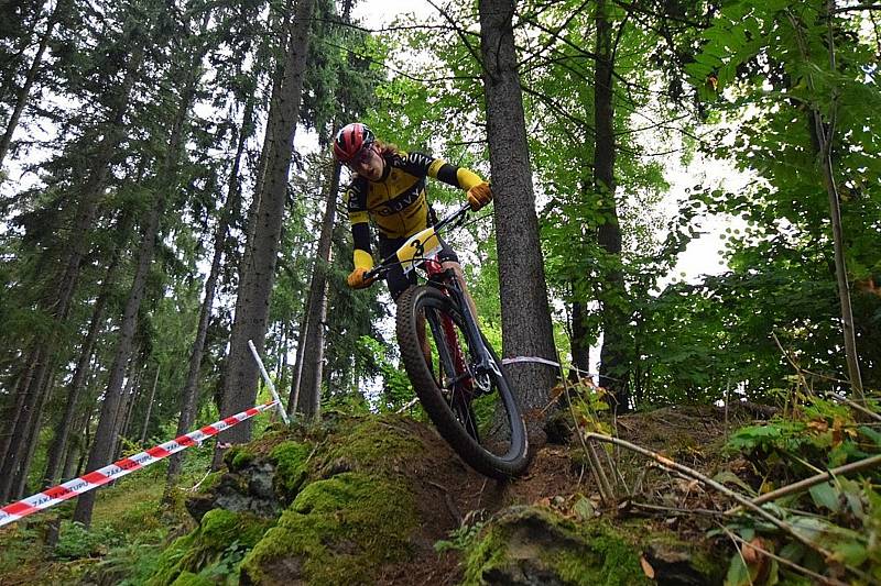 Bikeři zakončili seriál Šumavského poháru Velkou cenou Vimperka na Vodníku.