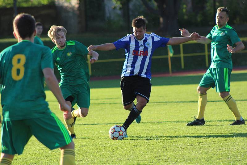 Fotbalový KP: Prachatice - Blatná 2:0.