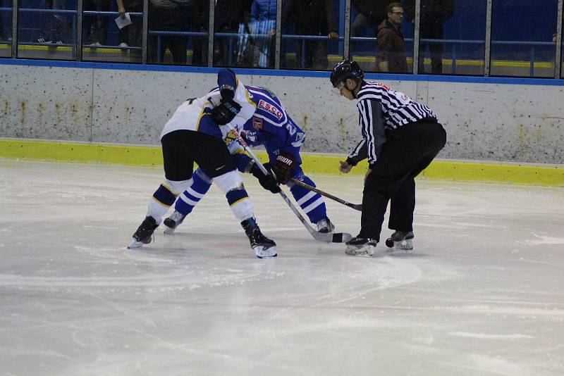 HC Vimperk - Vajgar Jindřichův Hradec 2:4.