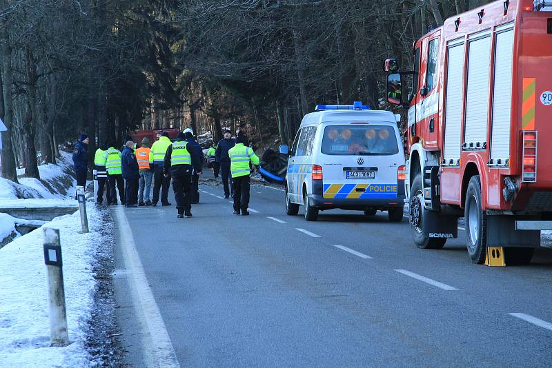 Tragická dopravní nehoda se stala těsně nad Prachaticemi.