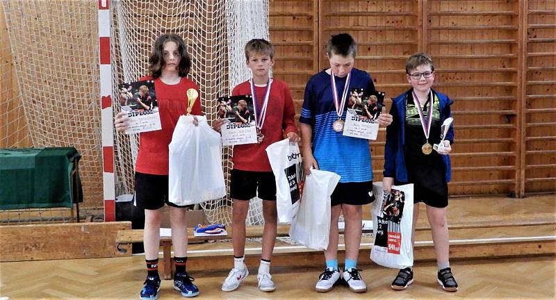 Vimperští stolní tenisté uspořádali krajské bodovací turnaje pro kategorie U11 a U13.