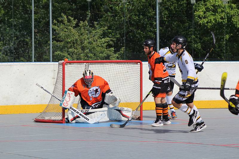 Play off 2. hokejalové ligy: HBC Prachatice - HC ŠD Písek 7:2.