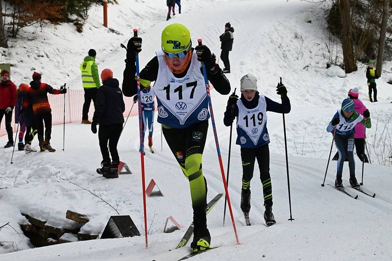 Lyžaři na Vodníku hledali nové talenty bílé stopy.