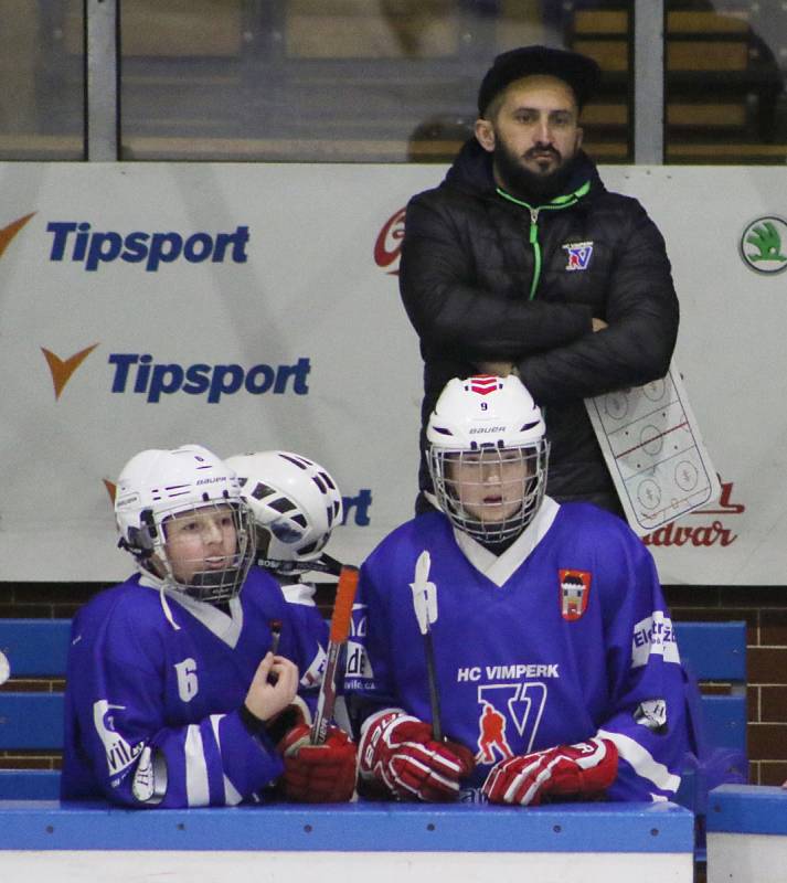 Mladší žáci HC Vimperk vyhráli v Jindřichově Hradci 8:1.