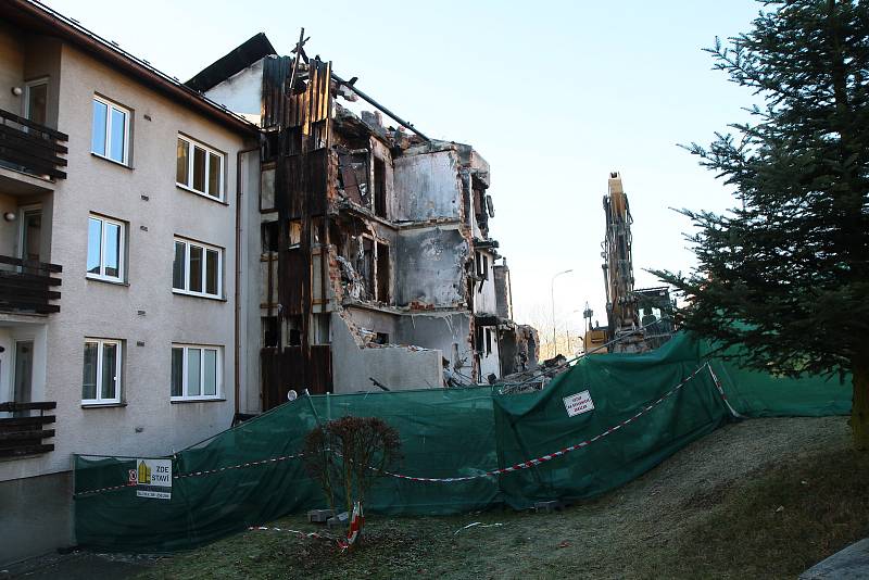 Demolice vybuchlého objektu v Lenoře začala ve čtvrtek 5. prosince.