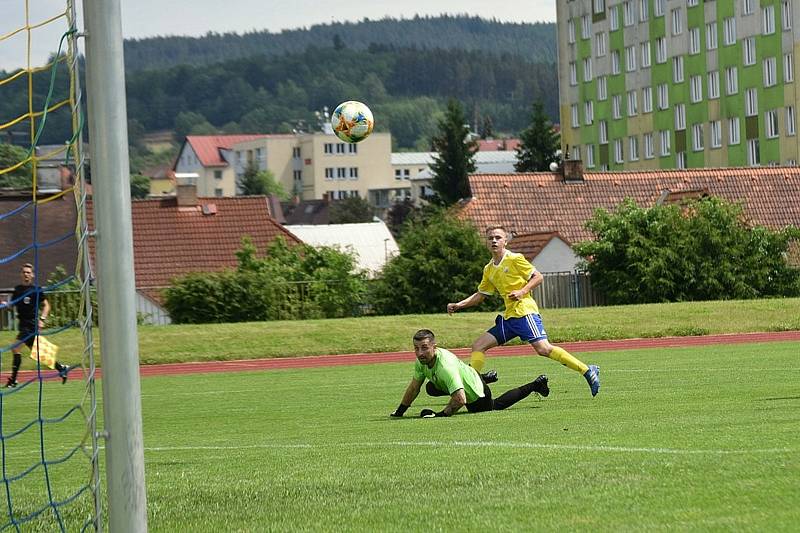 Fotbalová příprava: Vimperk - Sušice 2:4.